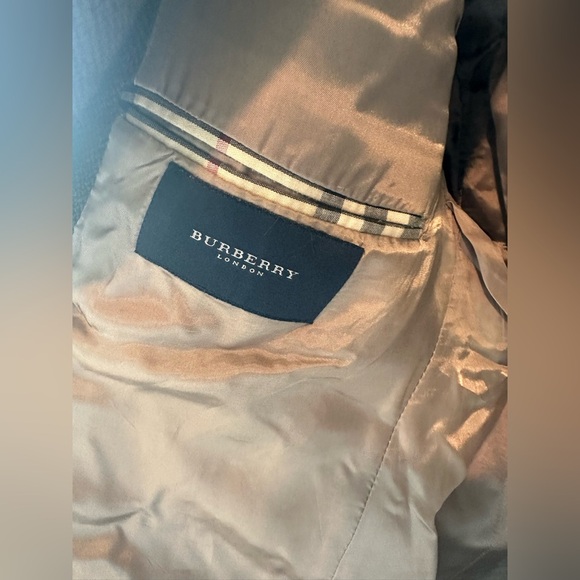 Burberry London Sz 46R Brown Sport Coat with Notch Lapels and 100% Wool - Picture 2 of 11